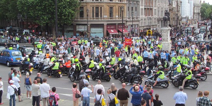 En Londres también se ha luchado contra Uber por parte del sector del Taxi. Foto: David Holt London