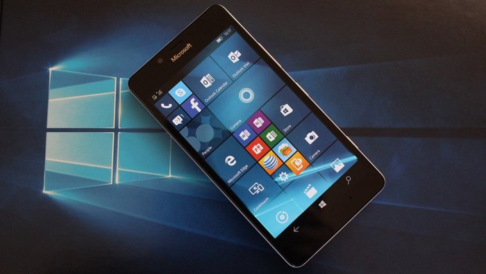 Todo lo que sabemos sobre el nuevo smartphone de Microsoft