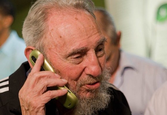 fidel-castro-librokat_01-580x812