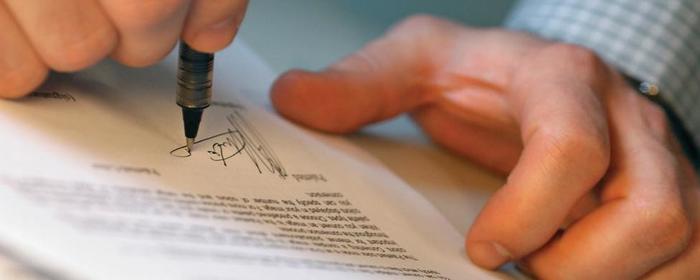 Los notarios proponen examinar a quienes firman una hipoteca para evitar fraudes