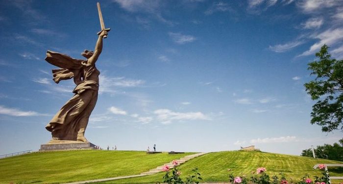 estatua-madre-patria-rusia-ucrania
