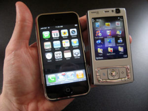 El iPhone hacía que el N95 de Nokia pareciese ridículamente anticuado.
