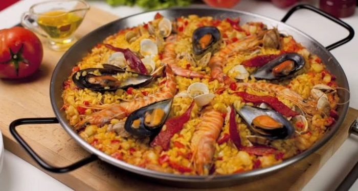 La deliciosa paella y otros platos típicos que deberías probar 1 Merca2.es paella de marisco espana gastronomia e1484224325150 Merca2.es