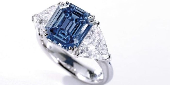 Blue-Diamond-Ring
