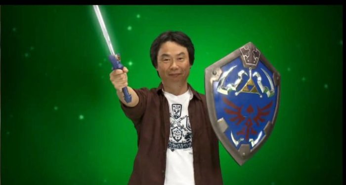 Miyamoto The Legend of Zelda Link Sword e1488217564361 Merca2.es
