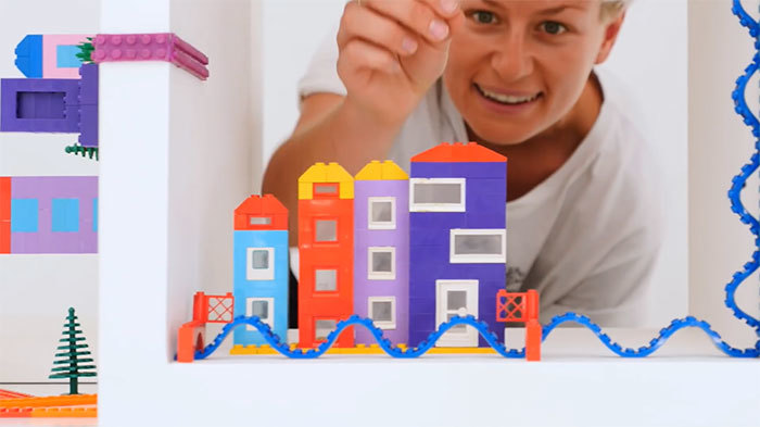 El último juego de Lego: cinta adhesiva