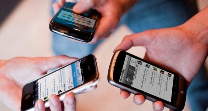 Más líneas que habitantes: así se encuentra el mercado de la telefonía móvil en España