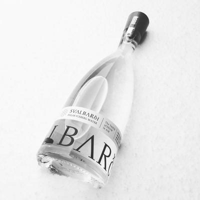 Lo último en «lujo», agua de iceberg embotellada y a 94 euros la unidad