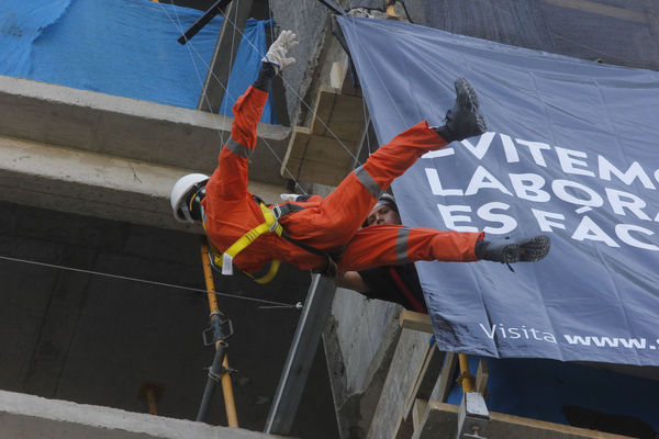 50 personas al mes pierden la vida en accidentes laborales