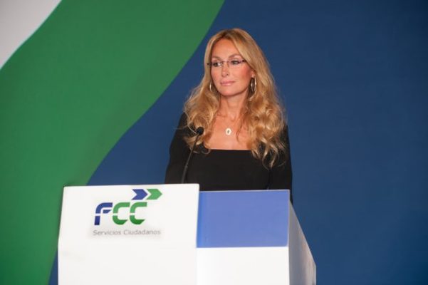 Esther Alcocer Koplowitz Presidenta de FCC durante la Junta General de Accionistas 2013 e1511896092288 Merca2.es