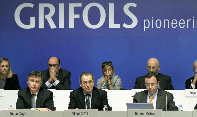 Grifols: El negocio de la sangre fluye en EEUU y tributa en Irlanda