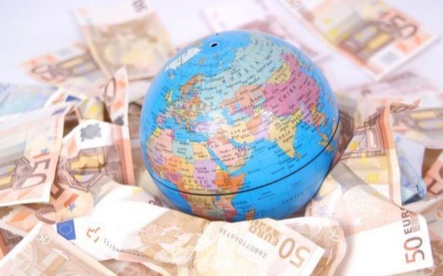 La deuda española atrae a los extranjeros: Tienen más de la mitad