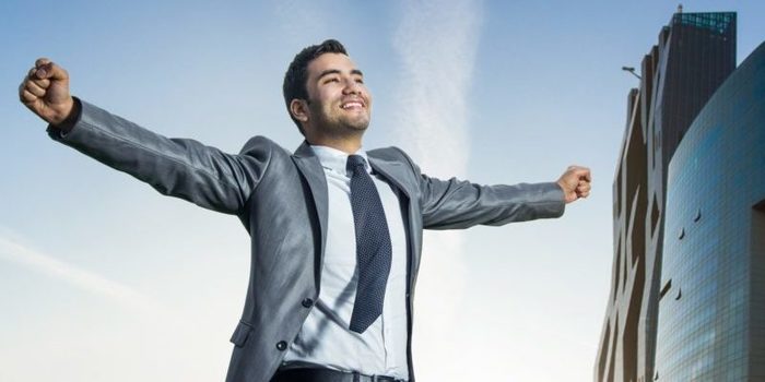Successful Businessman Banne Ke Liye Kya Gun Hone Chahiye businesman kaise bane tips wallpapers images pics e1495105801328 Merca2.es