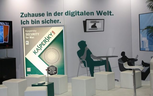 "Kaspersky espacio exposición"