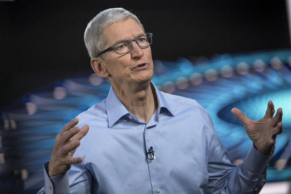 El CEO de Apple revela que está desarrollando inteligencia artificial para automóviles autónomos