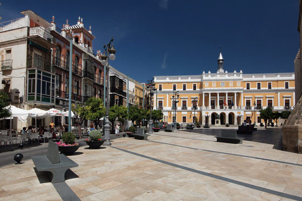 Badajoz Plaza de España 126 3 Merca2.es