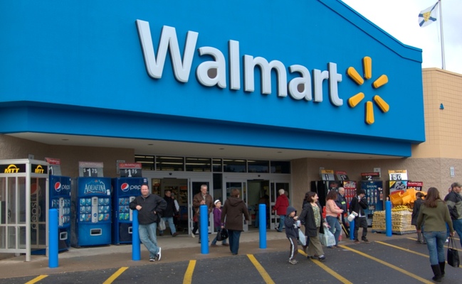 Walmart se lanza a por la generación ‘Z’ para morder cuota en el mercado de Amazon