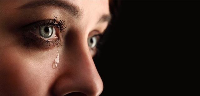 mulher chorando Merca2.es