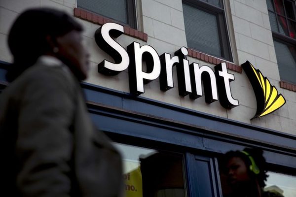Las acciones de Sprint y T-Mobile se disparan tras rumores de una fusión