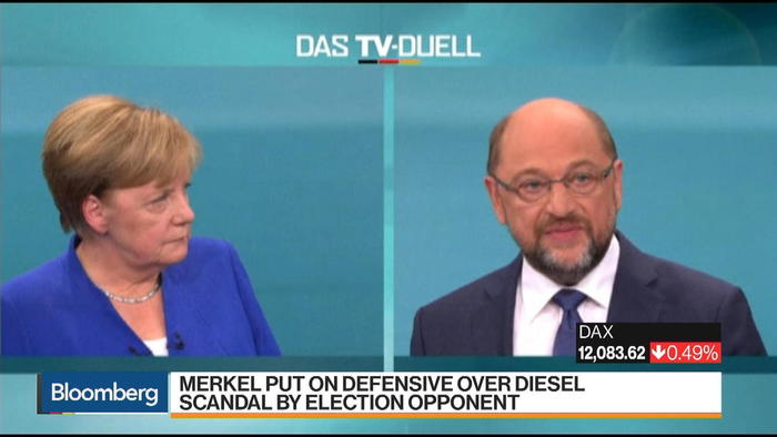 Merkel responde: ¿cómo lidiar con «machos alfa» en el poder?