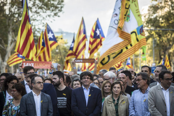 CaixaBank advierte que alargar la crisis de Cataluña abrirá heridas en la economía