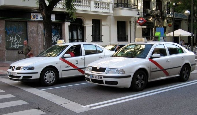 Los taxistas se hartan de falsas promesas: llegó el momento de exigir