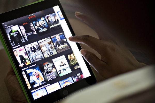 Netflix despierta temores sobre la burbuja del video-streaming