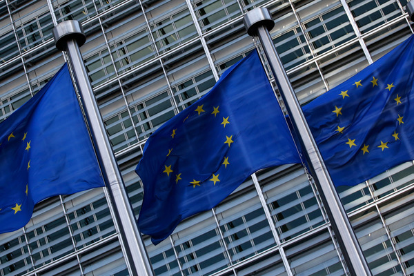 «Paso histórico»: suspensión de los aranceles por cinco años entre Estados Unidos y Europea