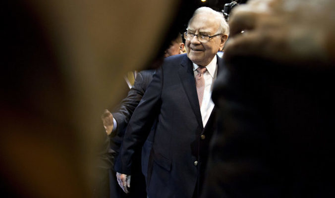Warren Buffett negociará acciones según la orientación de la reforma tributaria