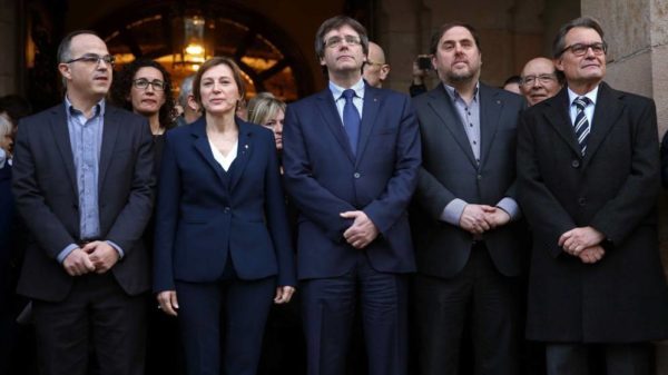 ¿Están cumpliendo los medios de comunicación su papel esencial sobre Cataluña? 