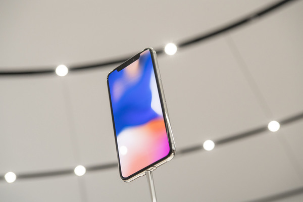 Apple busca retener a sus clientes con las reservas del iPhone X