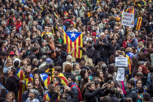 Los platos rotos de Cataluña: ¿cuál es el costo de la crisis para España?