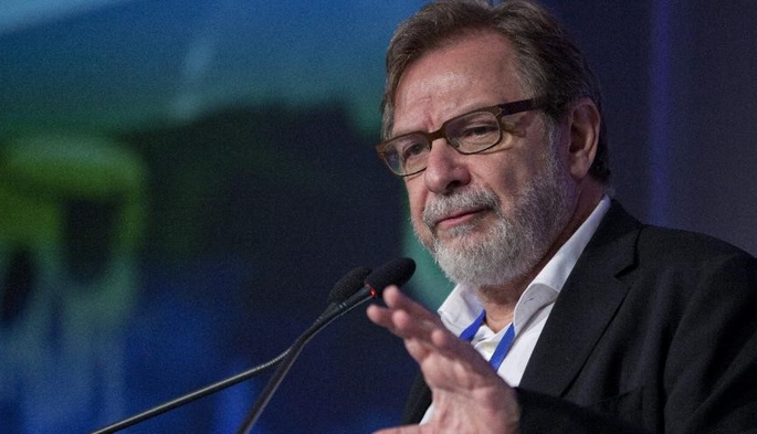 Caído Cebrián, Soraya pierde sus dos muletas