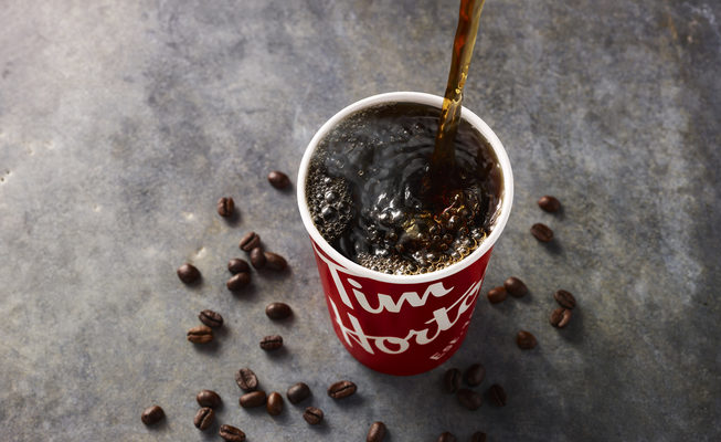 Tim Hortons dispuesta a mojarle la oreja a Starbucks