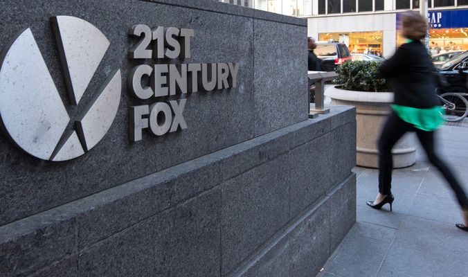 Comcast deja la carrera mientras Fox y Disney se acercan a un acuerdo