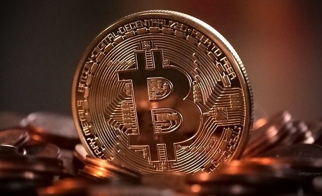 Las cuentas de ahorro son historia: los milenials quieren bitcoines