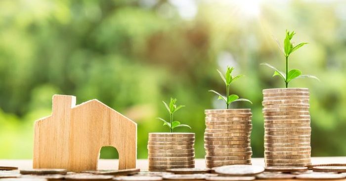 Bolsa, criptomonedas, inmuebles… ¿dónde invertir sin morir en el intento?