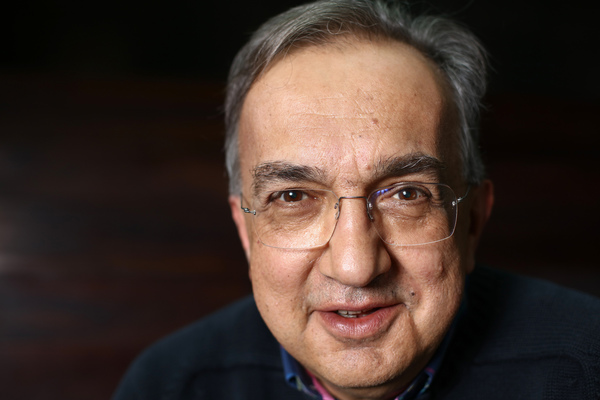 La revolución del automóvil: Fiat da ejemplo y renueva su alta dirección