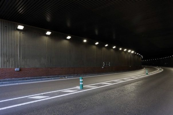 Foto de Iluminación Inteligente para túneles