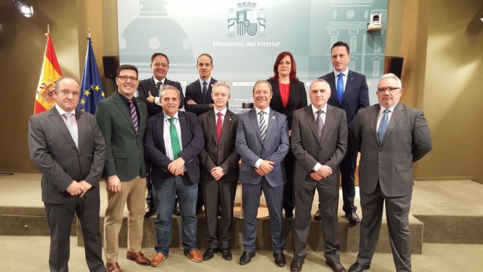 Así se gestó la equiparación salarial de la discordia en las fuerzas de seguridad
