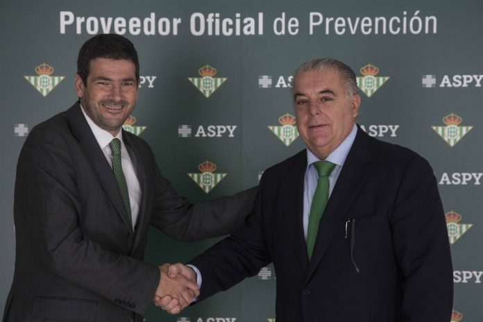 Foto de Acuerdo ASPY Prevención y Real Betis Balompié