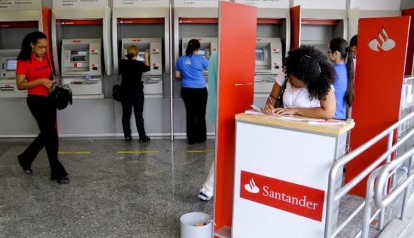 banco santander brasil e1522157794512 Merca2.es