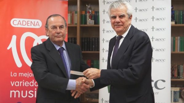 Abellán acusa a la COPE de «estafadores, golfos y chorizos»