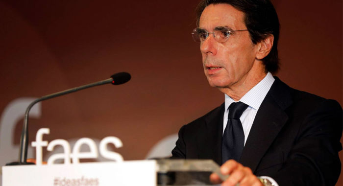 La fundación de Aznar quiere peras y manzanas en la energía española