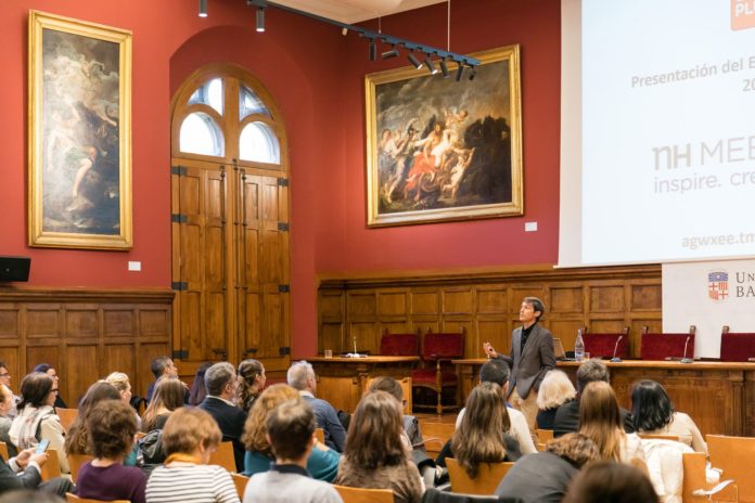 Foto de Presentación del Estudio de Mercado en Universitat de