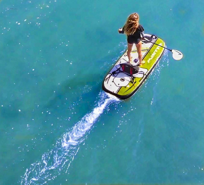 Onean impulsa un nuevo deporte acuático con sus tablas de surf eléctricas