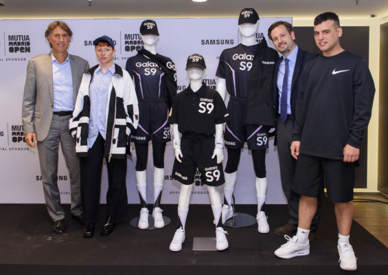 Samsung y el Mutua Madrid Open presentan el uniforme de los recogepelotas