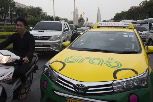 Toyota invierte 1.000 millones de dólares en viajes compartidos