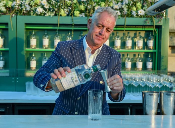 Foto de Tanqueray Lovage