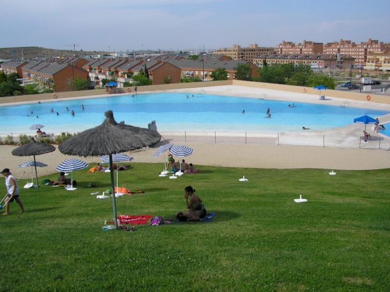 Playas cerca de Madrid a las que te puedes escapar un par de días